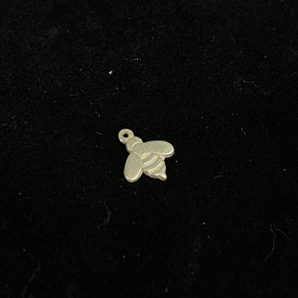 Retired James Avery Sterling Silver Honey Bee Bumblebee Charm AVERY STER